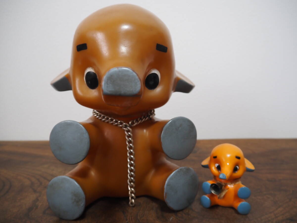 サトちゃん サトコちゃん 貯金箱 探検隊 レトロ 希少 ソフビ