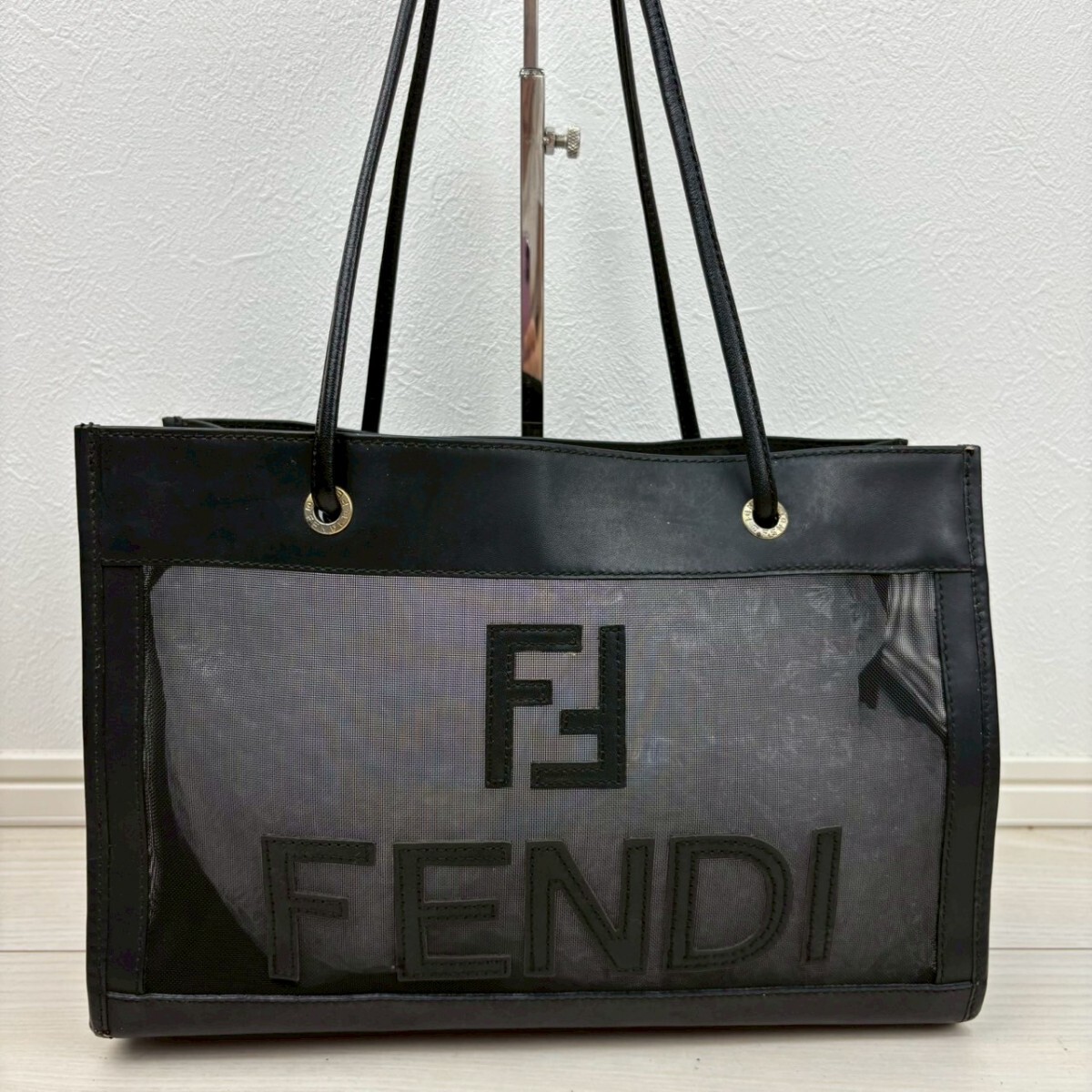 フェンディ メッシュ トートバッグ 黒 ブラック Yahoo!オークション -「fendi メッシュ バッグ」(トートバッグ
