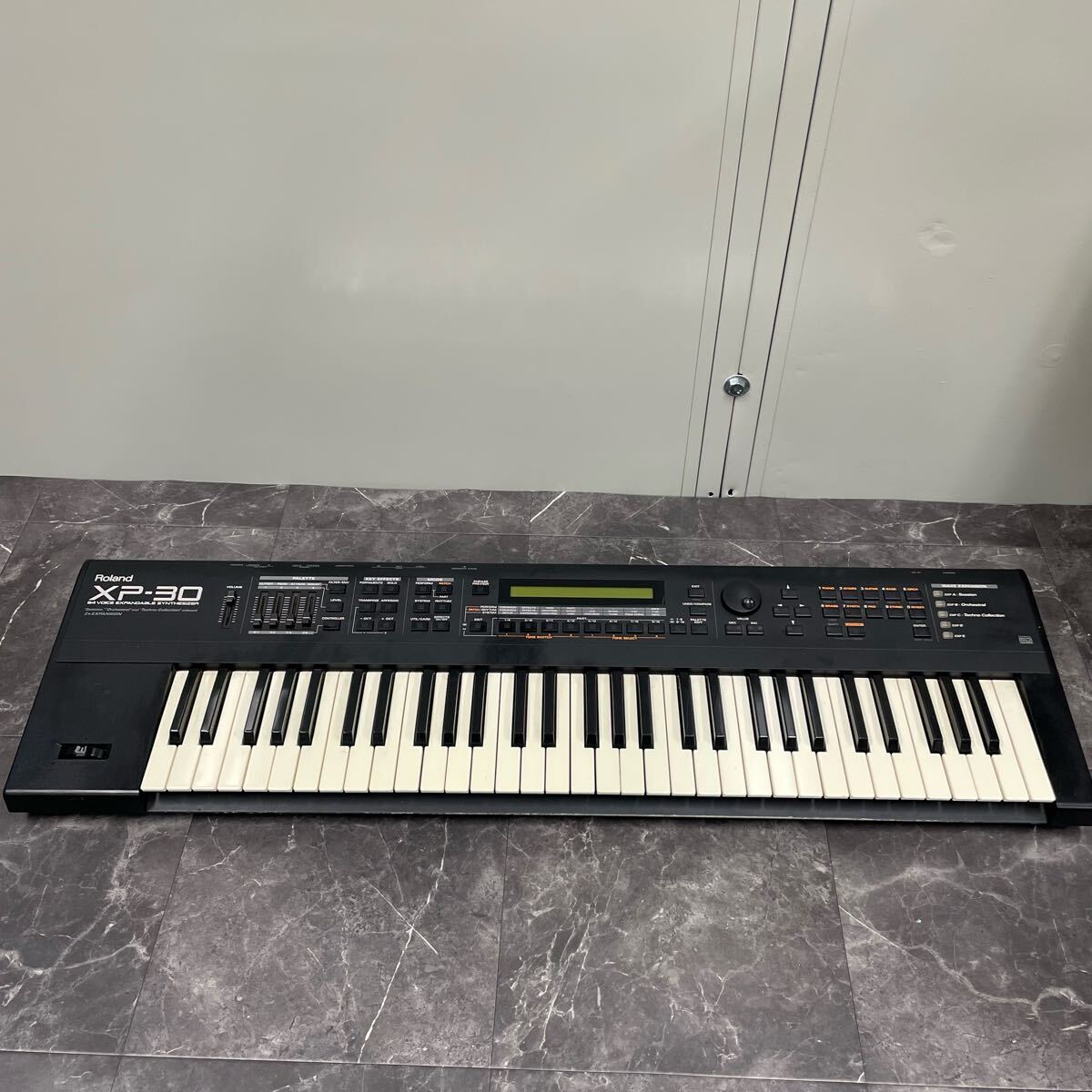 Yahoo!オークション -「roland xp-30」の落札相場・落札価格