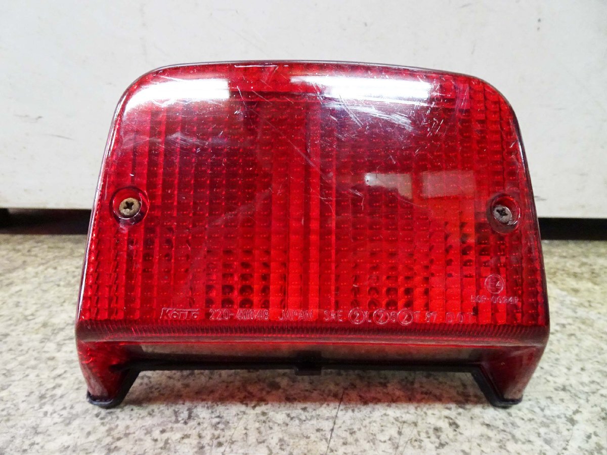 カワサキ ゼファー400 ZEPHYR400 ZR400C 純正テールランプ