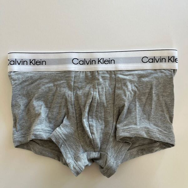 Calvin klein カルバンクライン ローライズボクサー S(XS) グレー コットンストレッチ ボクサーパンツ メンズパンツ 男性インナー