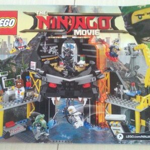 【匿名発送・追跡番号あり】 詳細不明 日本語ではありません ニンジャゴー LEGO the ninjago movie パンフレット? ブックレット 小冊子