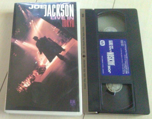 【匿名発送・追跡番号あり】 ジョー ジャクソン JOE JACKSON LIVE IN TOKYO VHS