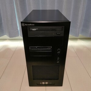 即決★送料無料★Silver Stone TJ08B Micro ATXケース 全面アルミヘアライン加工