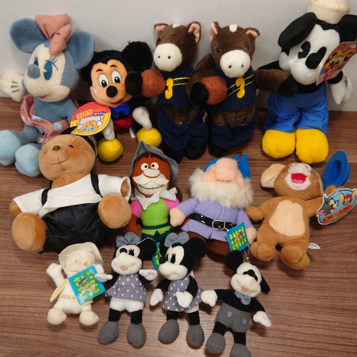 ディズニーぬいぐるみ7個 まとめ売り 2025年最新】Yahoo!オークション -7人の小人ぬいぐるみの中古品