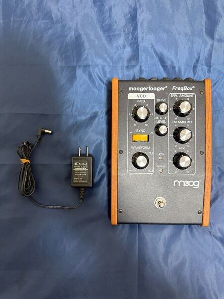 Moog Moogerfooger MF-107 FreqBox ベース アナログ シンセ サイザー ペダル ムーグ エフェクター