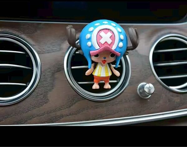 【新品未使用】ワンピース チョッパー 車内アクセサリー カーアクセサリー フィギュア 海外製