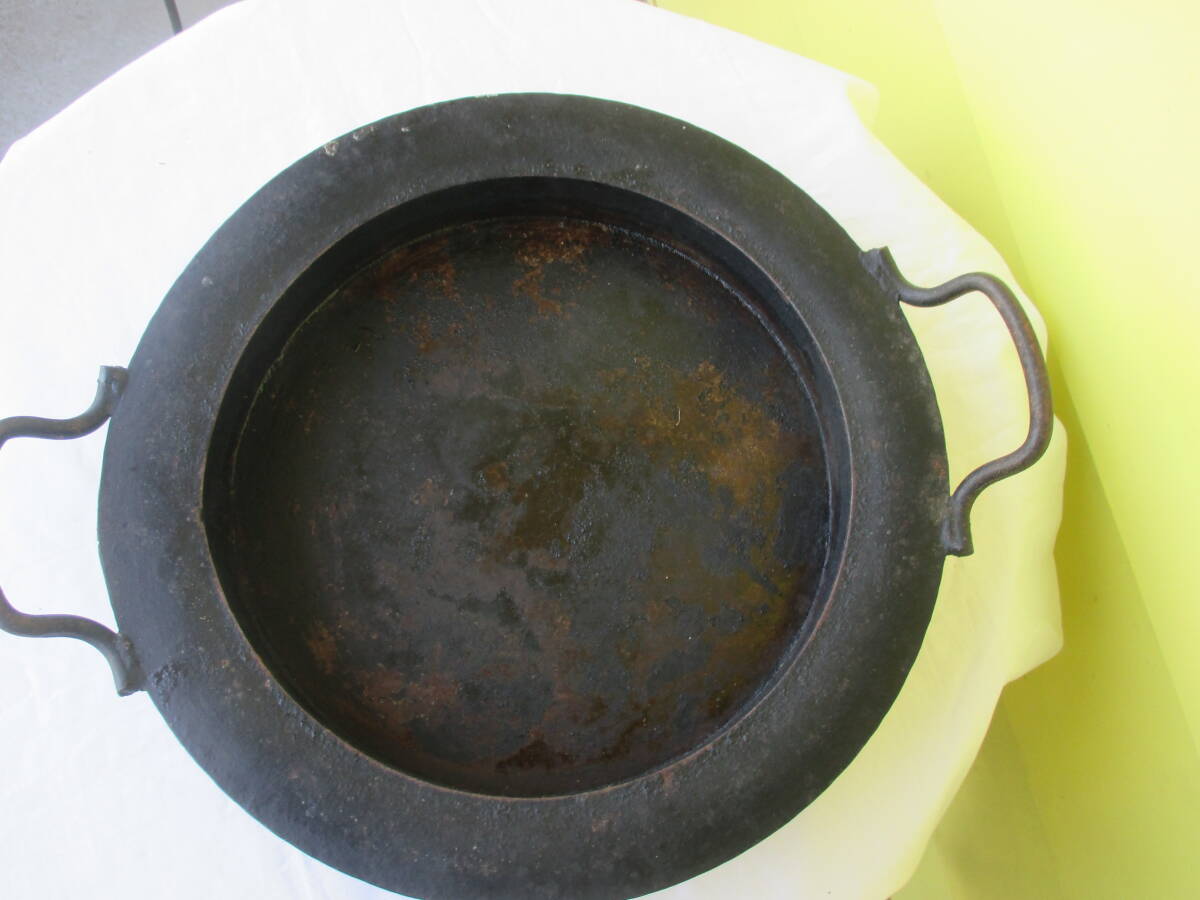 餃子鍋　42cm 業務用　特大 未使用品 楽天市場】□在庫限り・入荷なし□ フライパン 燕三 鉄 餃子鍋