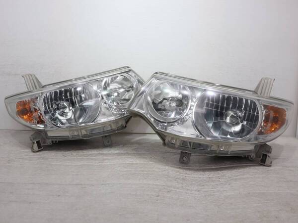 キレイ 【コーティング済】 車検〇 HID キセノン レベライザー付 KOITO 100-51944 BR59-12 タント カスタム L375S L385S ヘッドライト 左右