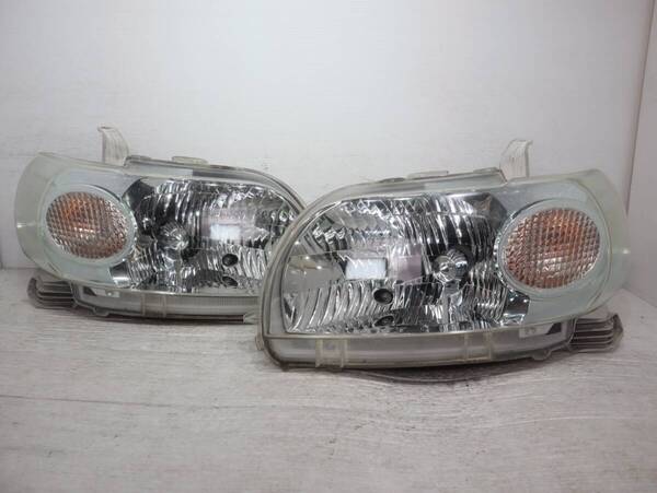 破損なし HID 【コーティング済】 キセノン 迅速発送 KOITO 52-129 管理BR60-10 ポルテ NNP10 NNP11 NNP15 ヘッドライト 左右