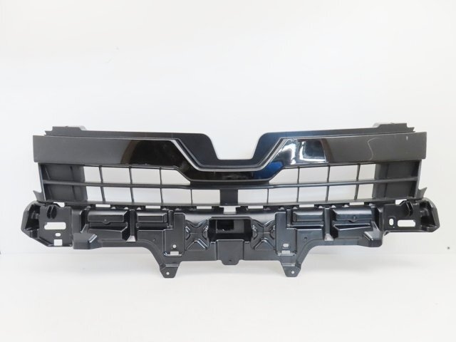 トヨタ トヨタ純正 グリルガーニッシュ (ブラック) ヴォクシー