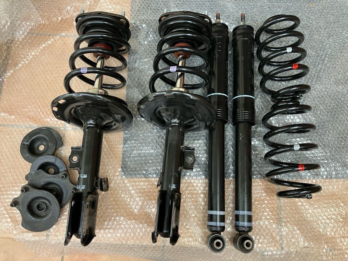 美品】トヨタ 80 ノア ヴォクシー 純正 サスペンション キット