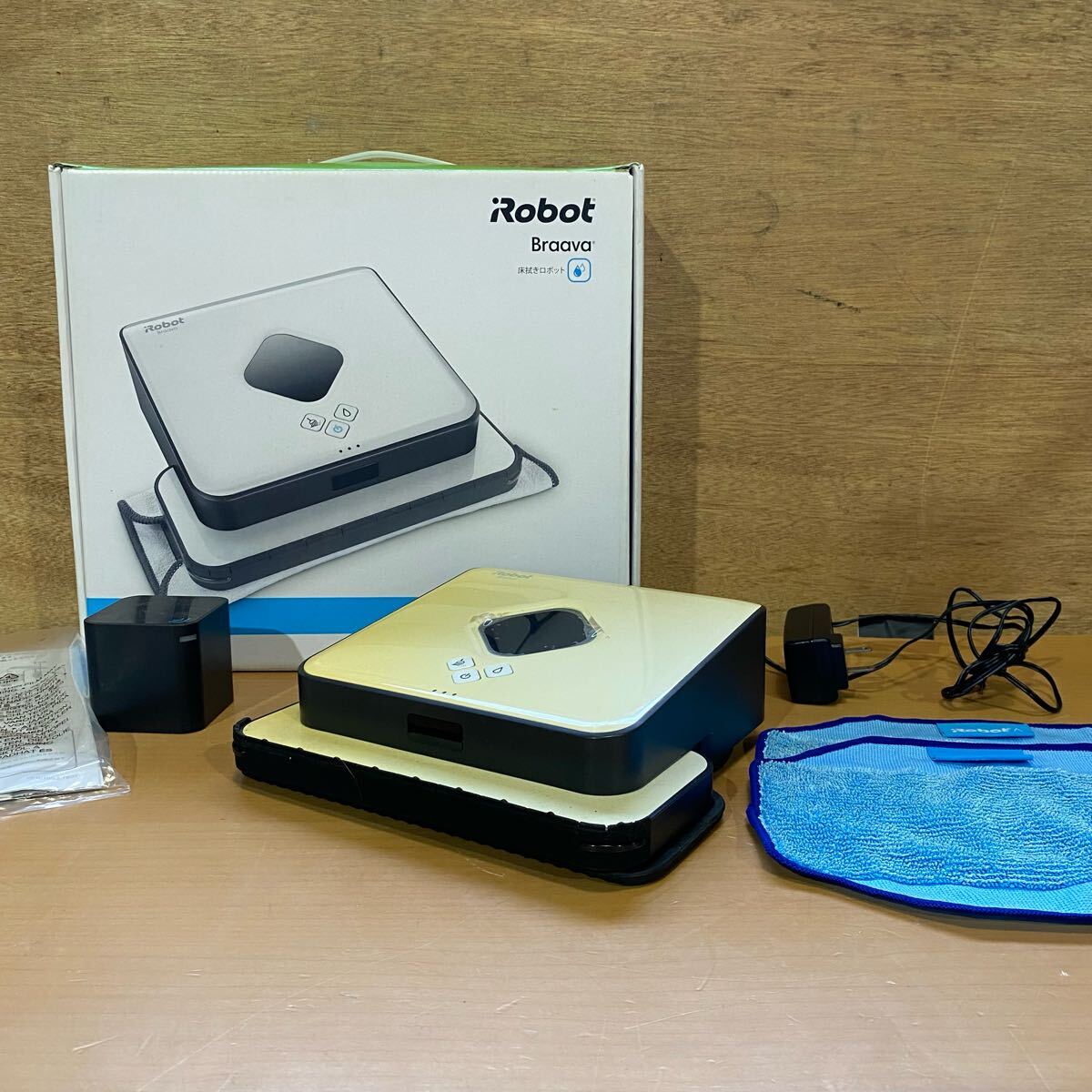 Braava 床拭きロボット 371j 美品 動作確認済 Yahoo!オークション -「ブラーバ371j」の落札相場・落札価格