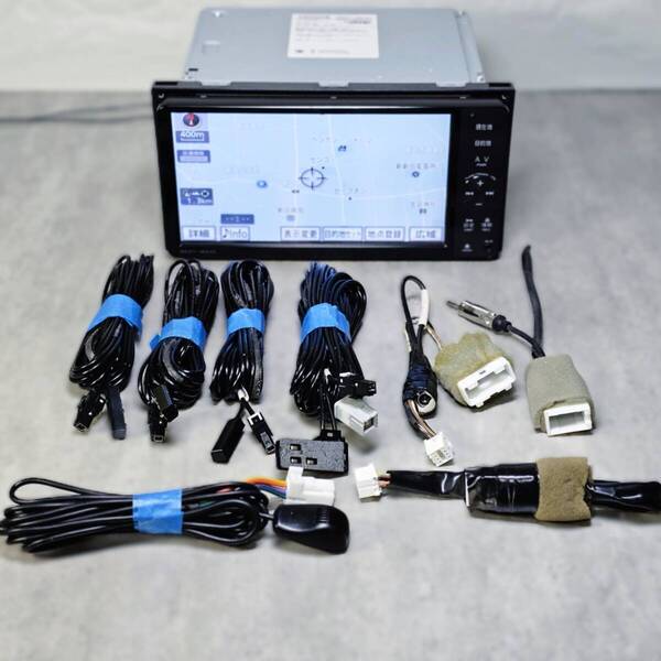 Zx1170|動作確認済|トヨタ純正NSZT-W61G SDナビ 地図2014年 BLUETOOTH フルセグ DVD AUX ZRR70G ZVW30 NHP MNH エスティマ アルファード