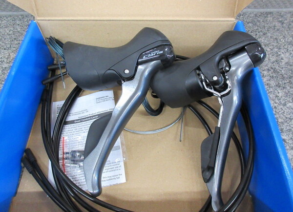 Shimano Claris ST-R2000 2x8S デュアルコントロールレバー・左右セット ほぼ新品