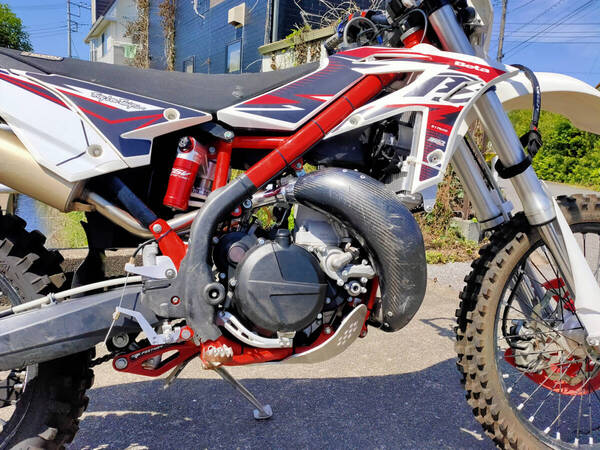 Beta RR2T/4T/クロストレーナー(10~22)用 ワイヤー式リアハンドブレーキKit