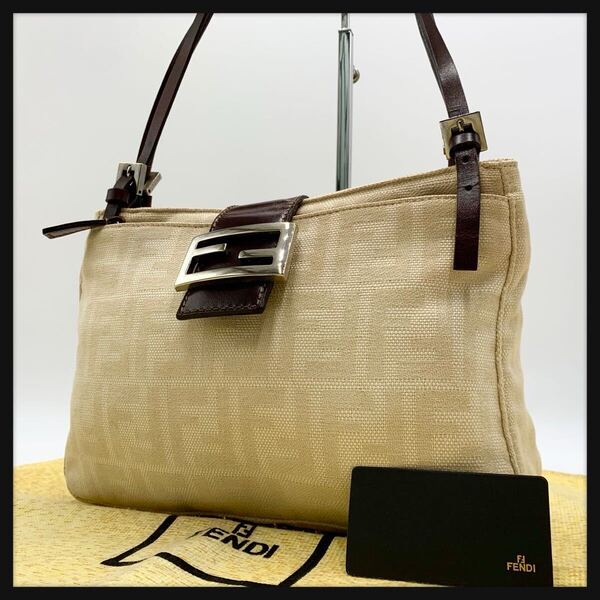 FENDI フェンディ ズッカ柄 ハンドバッグ マンマバケット FF金具 肩掛けバッグ