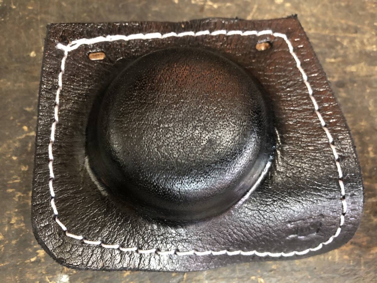 希少 カワサキW1SA サイドカバー 黒 中古品 パーツ