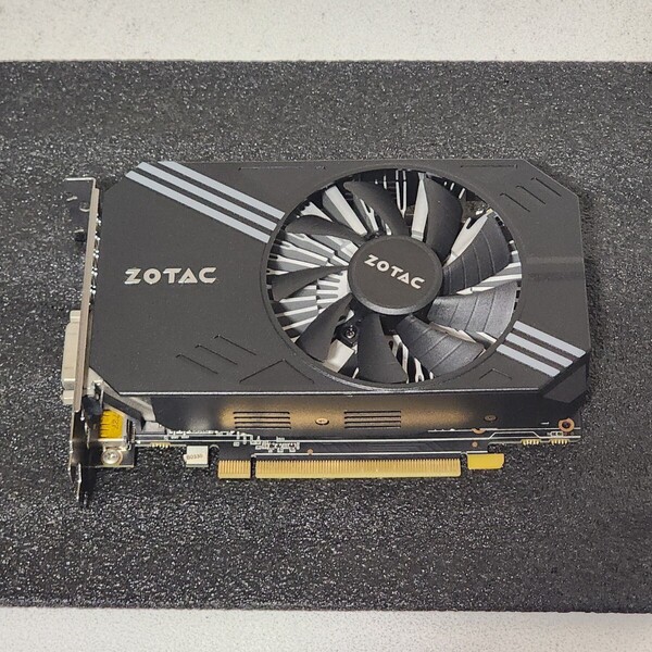 ZOTAC GEFORCE GTX1060 6GB 192BIT GDDR5 動作確認済み PCパーツ グラフィックカード PCIExpress