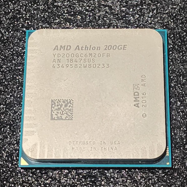 CPU AMD Athlon 200GE with Radeon Vega3 Graphics 3.2GHz 2コア4スレッド Socket AM4 PCパーツ 動作確認済み