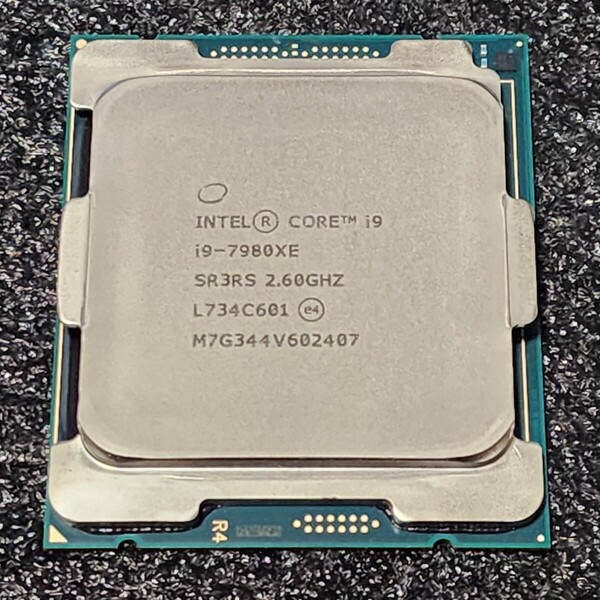 CPU Intel Core i9 7980XE 2.6GHz 18コア36スレッド SkyLake-X LGA2066 PCパーツ インテル 動作確認済み