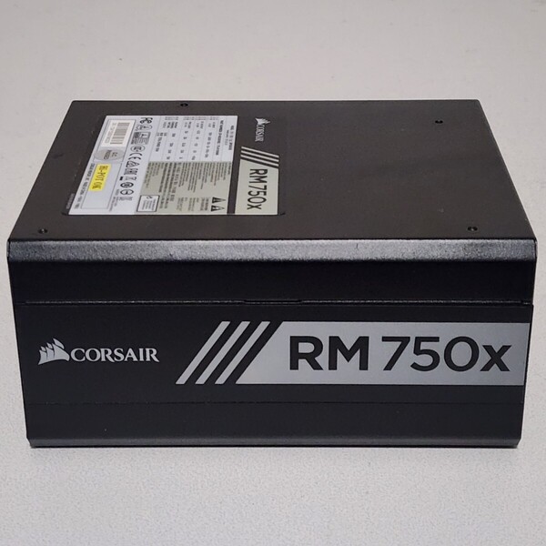 CORSAIR RM750x(RPS0016) 750W 80PLUS GOLD認証 ATX電源ユニット フルプラグイン 動作確認済み PCパーツ
