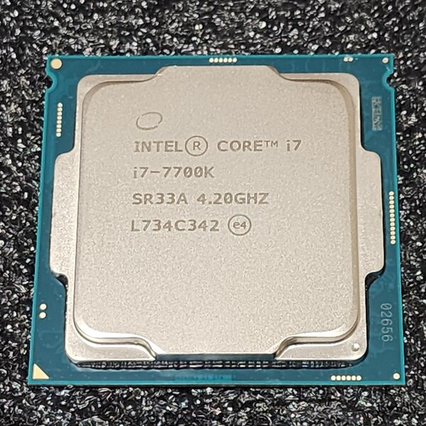 CPU Intel Core i7 7700K 4.2GHz 4コア8スレッド KabyLake PCパーツ インテル 動作確認済み