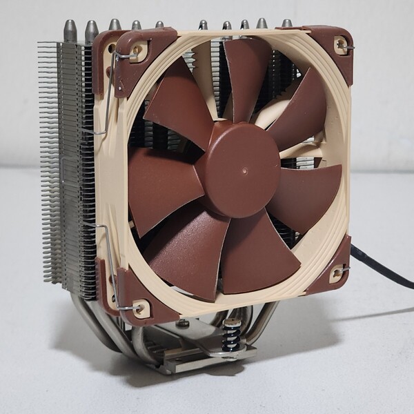【送料無料】NOCTUA NH-U12S 120mm サイドフロー型CPUクーラー LGA115X・LGA1200対応 PCパーツ