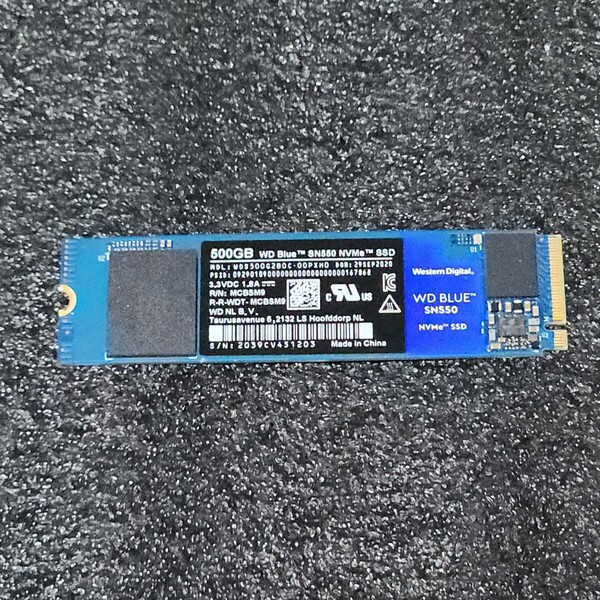 WesternDigtal WD Blue SN550(WDS500G2B0C-00PXH0) 500GB NVMe SSD フォーマット済み PCパーツ M.2 2280 動作確認済み 480GB 512GB