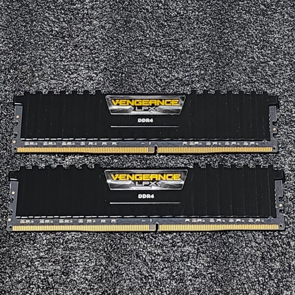 CORSAIR VENGEANCE LPX DDR4-3200MHz 64GB (32GB×2枚キット) CM4S32GL3200K18K2 動作確認済み デスクトップ用 PCメモリ