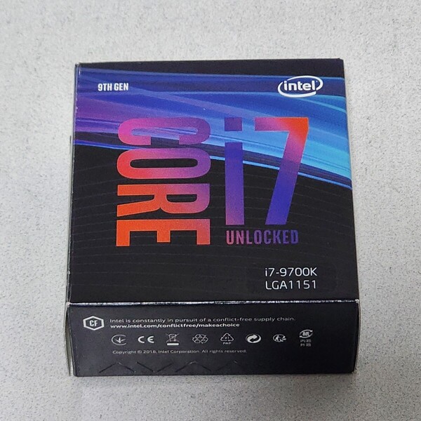 CPU Intel Core i7 9700K 3.6GHz 8コア8スレッド CoffeeLake PCパーツ インテル 動作確認済み