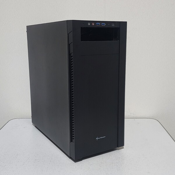 【送料無料】SHARKOON SHA-S1000-V ミドルタワー型PCケース(ATX)
