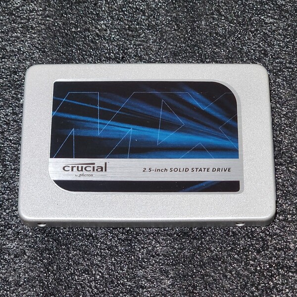CRUCIAL MX300(CT1050MX300SSD1) 1050GB SATA SSD 正常品 2.5インチ内蔵SSD フォーマット済 PCパーツ 動作確認済 960GB 1000GB 1TB