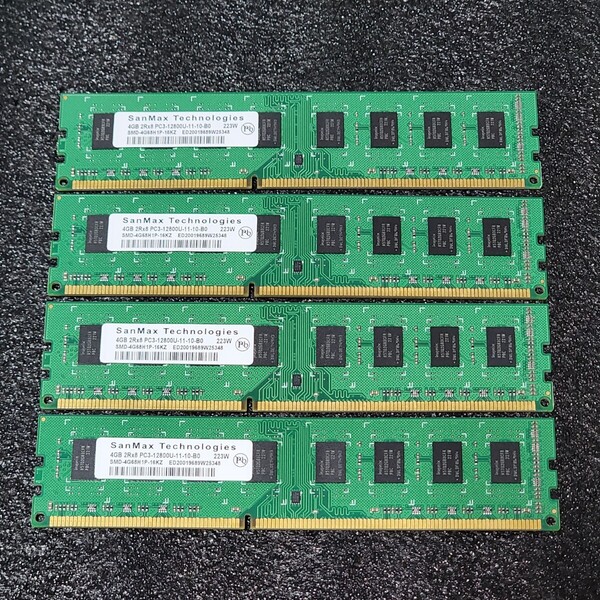 SanMax DDR3-1600MHz 16GB (4GB×4枚キット) SMD-4G68H1P-16KZ 動作確認済み デスクトップ用 PCメモリ