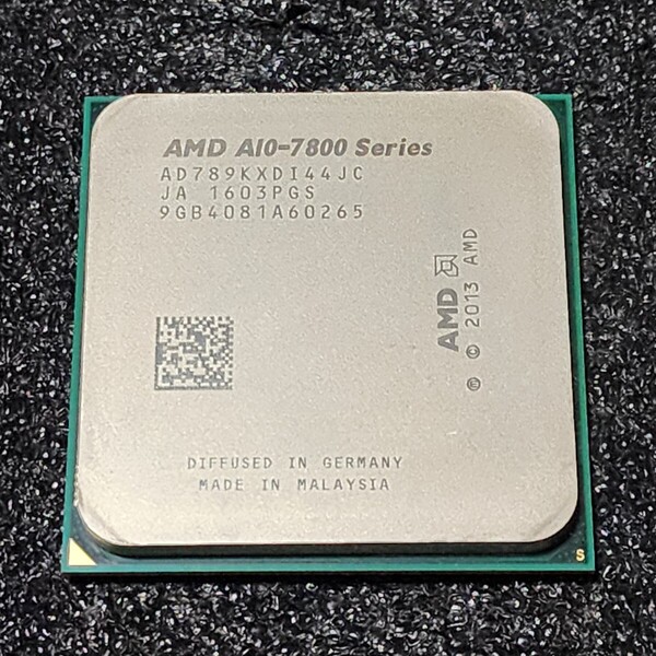 CPU AMD A10-7890K with Radeon R7 Graphics 3.4GHz 4コア4スレッド Socket FM2+ PCパーツ 動作確認済み