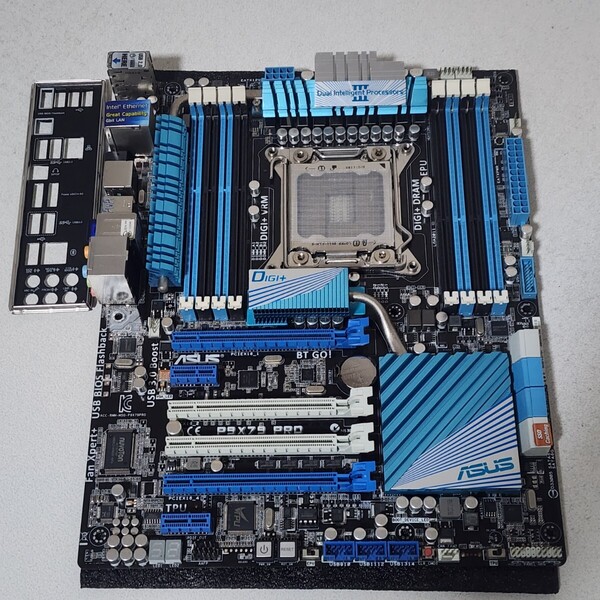 ASUS P9X79 PRO IOパネル付属 LGA2011 ATXマザーボード 最新Bios 動作確認済 PCパーツ