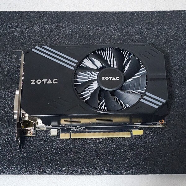 ZOTAC GEFORCE GTX1060 3GB 192BIT GDDR5 動作確認済み PCパーツ グラフィックカード PCIExpress