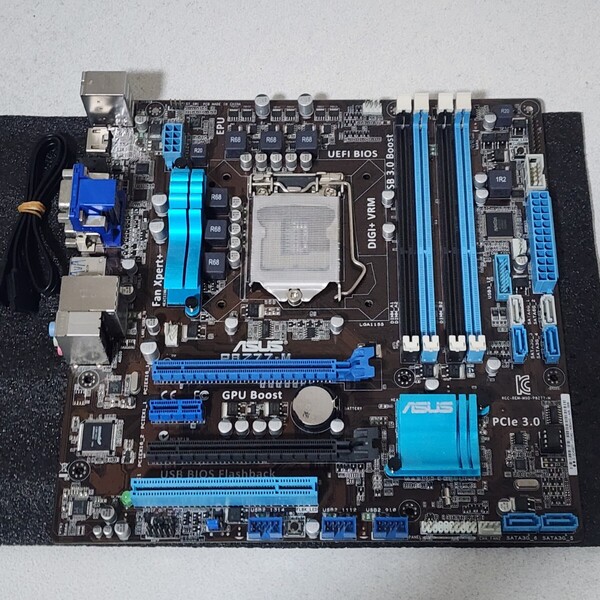 ASUS P8Z77-M LGA1155 MicroATXマザーボード IOパネル欠品 第2・3世代CPU対応 最新Bios 動作確認済 PCパーツ