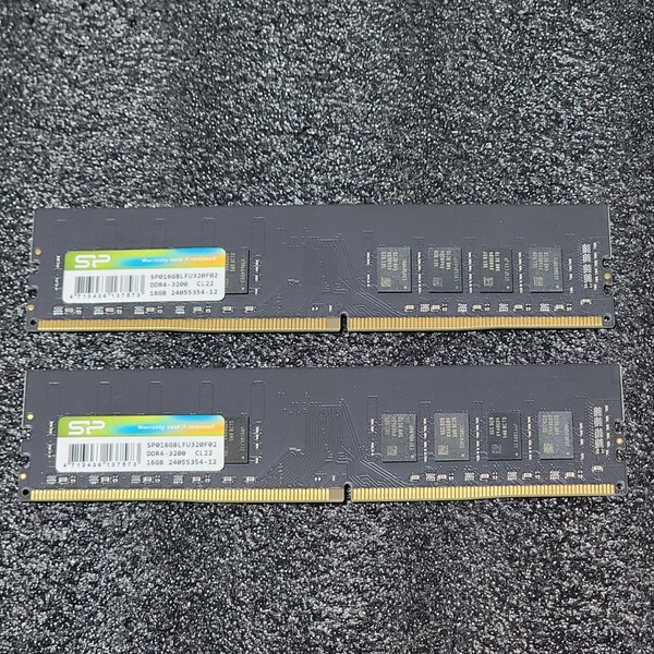 SiliconPower DDR4-3200MHz 16GB (8GB×2枚キット) SP016GBLFU320F02 動作確認済み デスクトップ用 PCメモリ (1)
