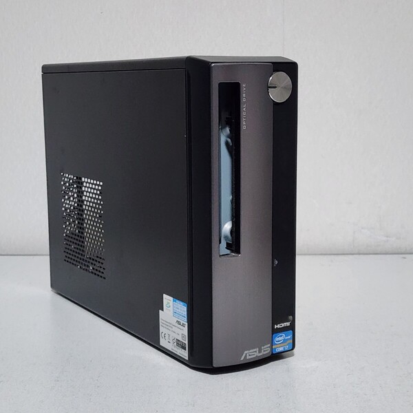 【送料無料】ASUS CP3130 小型PCケース(Mini-ITX) 200W FlexATX電源ユニット搭載 (1)
