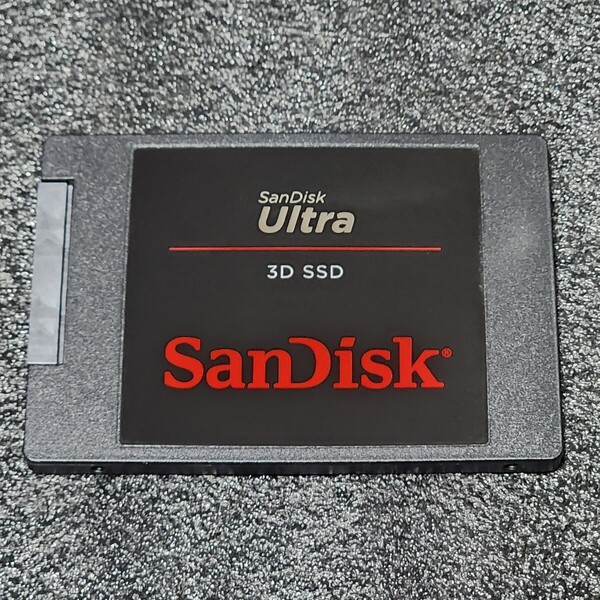SanDisk Ultra 3D SSD(SDSSDH3-1T00) 1000GB/1TB SATA SSD 正常品 2.5インチ内蔵SSD フォーマット済 PCパーツ 動作確認済 960GB
