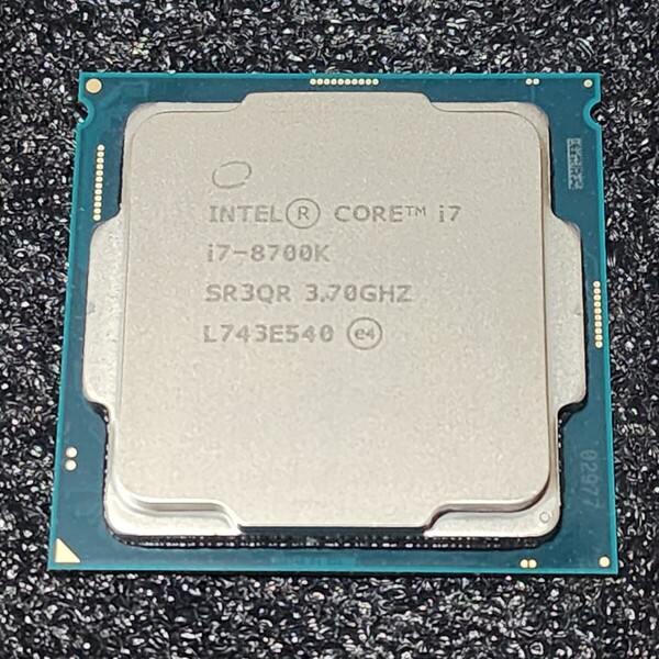 CPU Intel Core i7 8700K 3.7GHz 6コア12スレッド CoffeeLake PCパーツ インテル 動作確認済み (1)