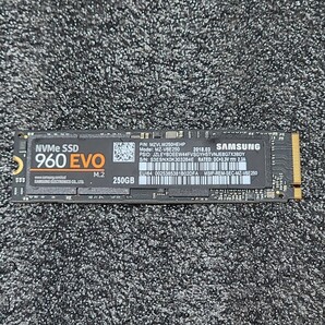 SAMSUNG SSD 960 EVO(MZ-V6E250) 250GB NVMe SSD フォーマット済み PCパーツ M.2 2280 動作確認済み 240GB 256GB