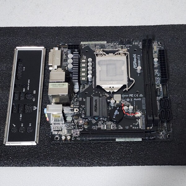 ASRock B360M-ITX IOパネル付属 LGA1151 Mini-ITXマザーボード 第8世代CPU対応 Bios 動作確認済 PCパーツ