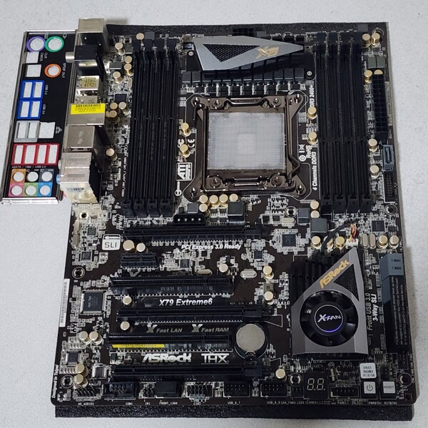 ASRock X79 EXTREME6 IOパネル付属 LGA2011 ATXマザーボード 最新Bios 動作確認済 PCパーツ