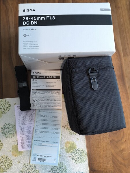 SIGMA 28-45mm F1.8 DG DN Art SONY ソニー Eマウント 元箱 マニュアル ケース ストラップ 未記入保証書、保証書シール、レンズ無し