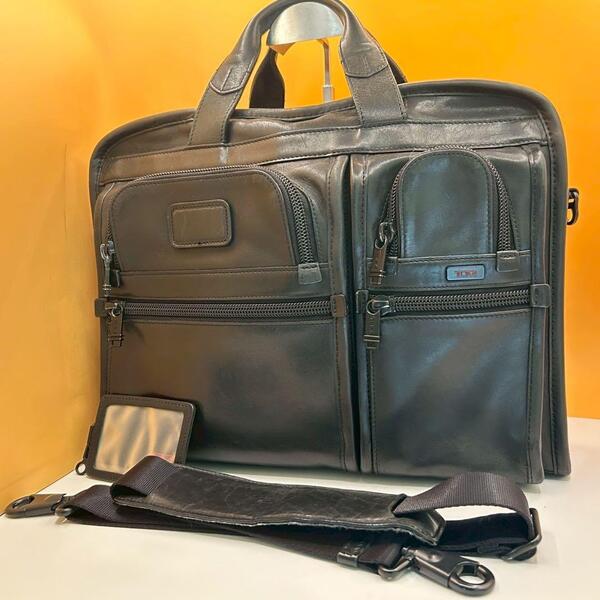 TUMI トゥミ ビジネスバッグ ブリーフケース レザー 黒 ブラック ショルダーバッグ 2WAY A4可 出張 メンズ 通勤 通学 大容量 仕事用 96108D