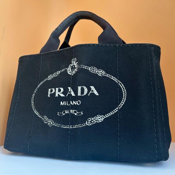 PRADA プラダ カナパ トートバッグ S ブラック 黒 三角ロゴ 刺繍 ハンドバッグ ゴールド金具 ブランドバッグ カジュアル 人気 定番