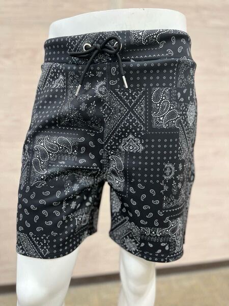 ハーフパンツ 黒ペイズリー Lサイズ メンズ 膝上 ショートパンツ 短パン ストレッチ ジャージ バンダナ ヒョウ柄 カモフラ 夏 無地