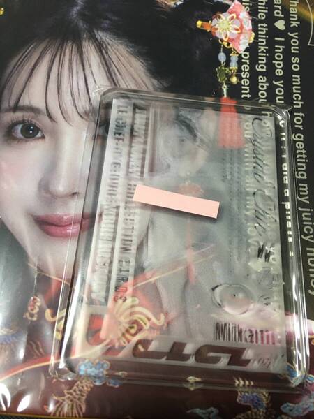 三上悠亜 2024 JUICY HONEY le chef-d’oeuvre Your History Art Glass Card ジューシーハニー 1OF1 ジューシーハニー アートガラス 2